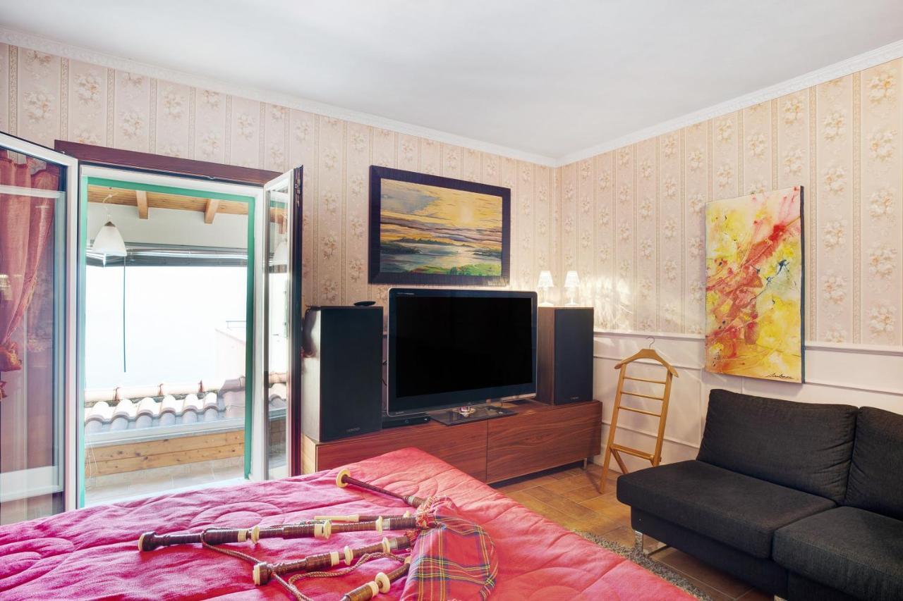 Casa Scotland Apartment Ventimiglia Bagian luar foto