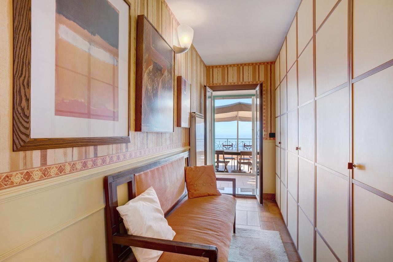 Casa Scotland Apartment Ventimiglia Bagian luar foto