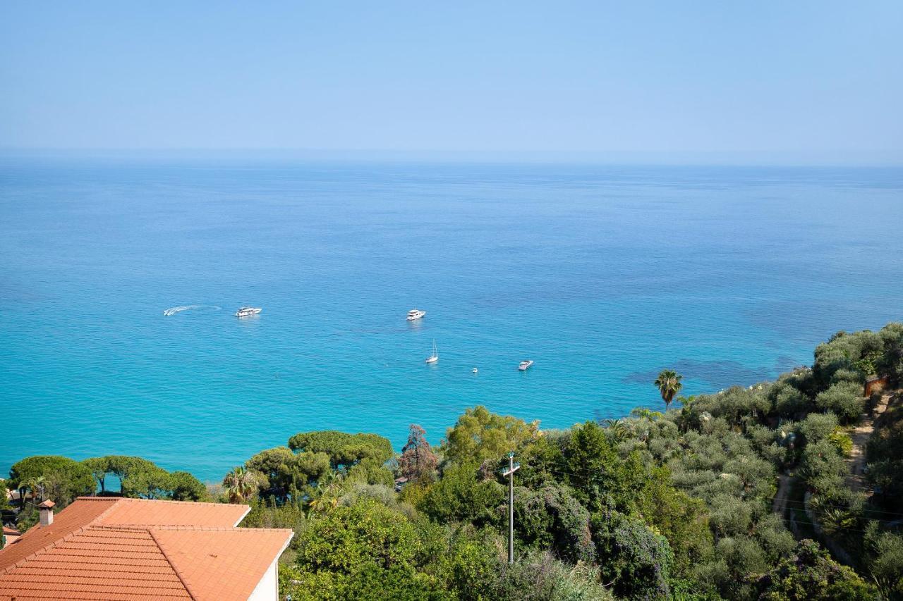 Casa Scotland Apartment Ventimiglia Bagian luar foto